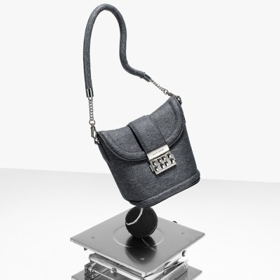 Large-capacity commuter advanced sense niche bucket bag